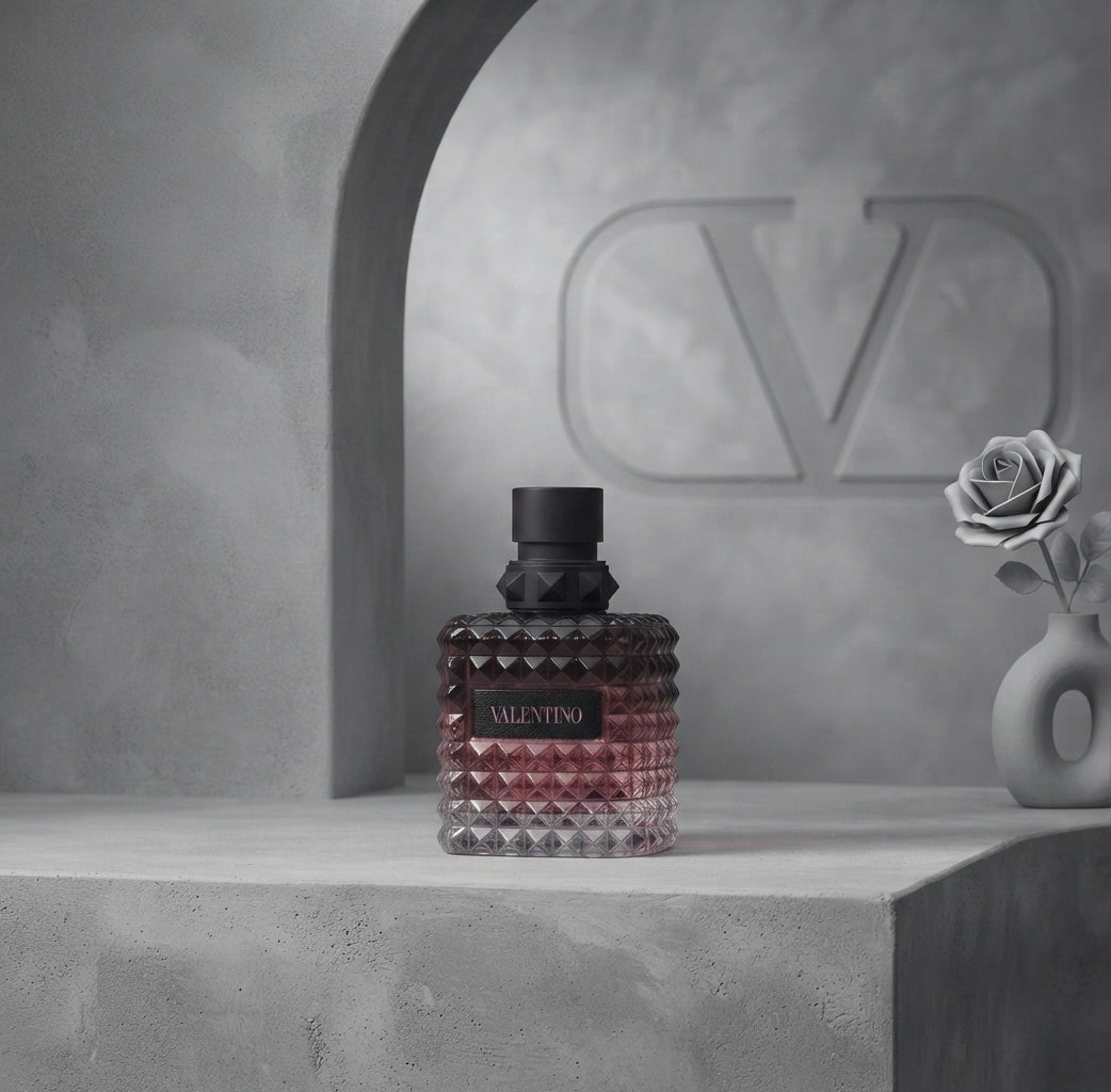 Valentino Donna Born In Roma Intense Eau de Parfum (100ml / 3.4 FL. OZ.)